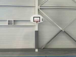 but basket mural réglable en hauteur